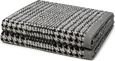 Produktbild von Möve Brooklyn Glencheck 2 X Duschtuch im Set Elegantes Design mit klassischen Mustern, Hautsympathisch und angenehm weich, Pflegeleicht für den täglichen Gebrauch schwarz 80 X 150cm