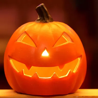 Produktbild von Beleuchtete LED-Halloween-Kürbislaterne – Leuchtende Kürbis-Deko für Haus, Garten und Geisterhaus