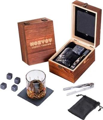 Image de Coffret Whisky Stone comprenant 4 pierres réfrigérantes et un verre à whisky en verre