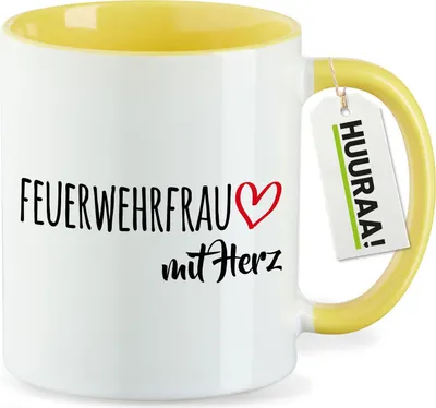 Produktbild von Huuraa Kaffeetasse Feuerwehrfrau mit Herz 330ml Gelb Keramik Kaffeebecher Geschenkidee
