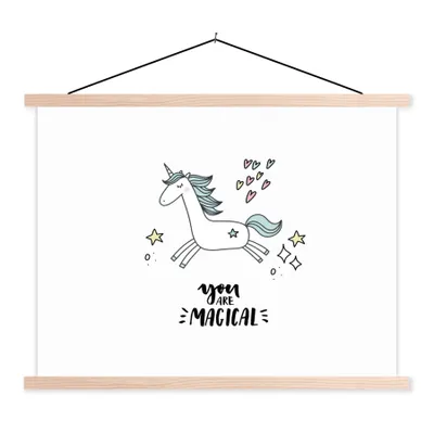 Produktbild von MuchoWow® Textilposter Einhorn - Kinder - Zitate - Du bist magisch - Mädchen 120x90 cm mit holzfarbenen Rahmen - Magnetisch