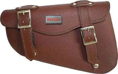 Linke Ansicht der Leder-Motorrad-Satteltasche – individuelle Seitentasche, einfache Montage. German Wear Solo Bag aus Premium-Rindsleder mit Regenabdeckung, komfortabel und praktisch. Jetzt kaufen!