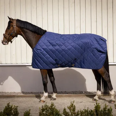 Immagine prodotto di Coperta per cavalli Bucas, modello Cosy Stable, peso 100 grammi, taglia 140
