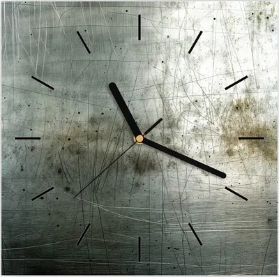 Produktbild von Wanduhr aus Glas mit Motiv es Metall- 30 x 30 cm - inkl. Aufhängesystem