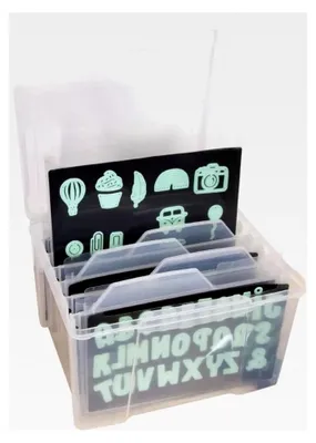 Produktbild von Aufbewahrungsbox für Stanzschablonen und Stempel | Mit 6 Unterteilungen, 7 Umschlägen und 7 Magnetblättern | Größe ca. 26,67 x 22,86 x 19,05 cm - Farbe Transparent