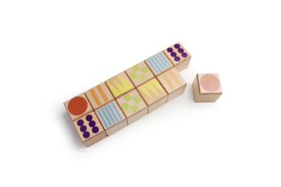 Produktbild von Holz Drück-Memo Spiel für Kinder ab 3 Jahren, 4cm Kantenlänge, mit Selbstkontrolle
