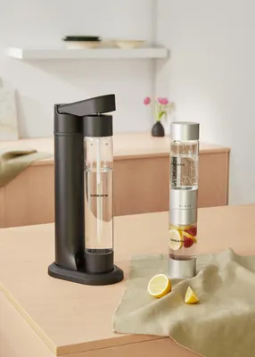 Produktbild von SODA MAKER STUDIO - Maschine zur Herstellung von Sprudelwasser 1L