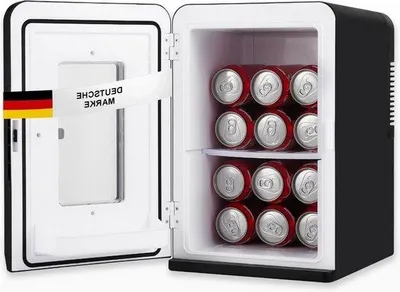 Productafbeelding van Mini Koelkast - Verwarmingskastje - Dranken Koelen - Stille Werking - 15 Liter - Zwart