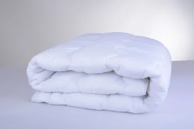 Produktbild von Sommer-Bettdecke aus 100% Polyester 155cm x 220cm