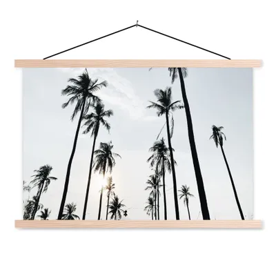 Produktbild von MuchoWow® Textilposter Palmen - Sommer - Tropisch 120x80 cm mit holzfarbenen Rahmen - Aufhängeset