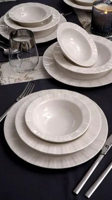Obrázok produktu pre Hermia Concept, kvalitná súprava riadu (24 kusov) vyrobená zo 100% porcelánu, biela