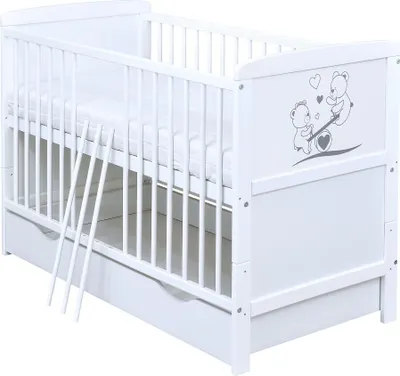 Produktbild von Baby-Delux Babybett Gitterbett Kinderbett Luna Wippe Motiv 140x70 Weiß mit Beißschienen, Matratze Schublade höhenverstellbar