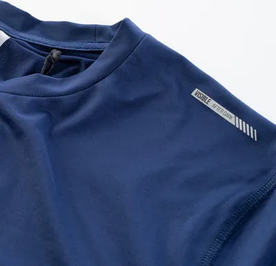 Image de T-shirt à manches longues pour homme, pour un usage quotidien