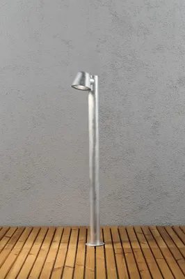 Produktbild von Konstsmide Trieste Halogen Wegeleuchte mit Pfahl - galvanisierter Stahl, klares Acrylglas, Reflektor; 7524-320