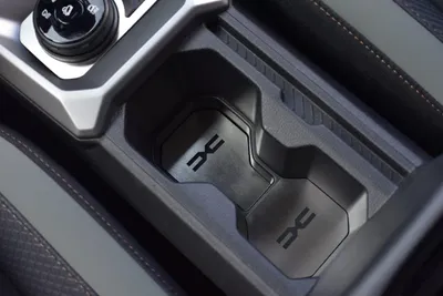 Produktbild von Platte Dacia Duster Iii Bigster Essential Expression Extreme Journey Tce Hybrid