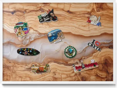 Immagine prodotto di Lavagna magnetica 70x50 cm – Cornice bianca – Struttura in legno con resina – Lavagna magnetica, parete magnetica – Lavagna magnetica in metallo, ideale per la cameretta dei bambini
