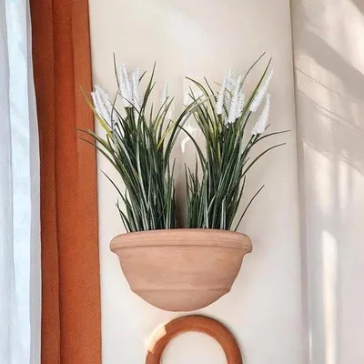 Produktbild von Famanu Wandblumentopf aus Terracotta - Frostbeständig für Außen, Balkon und Garten
