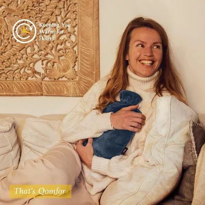 Productafbeelding van Warmwaterkruik - Donkerblauw - 2 l - Zachte Fleece Hoes - Voor Menstruatiecomfort en Pijnverlichting
