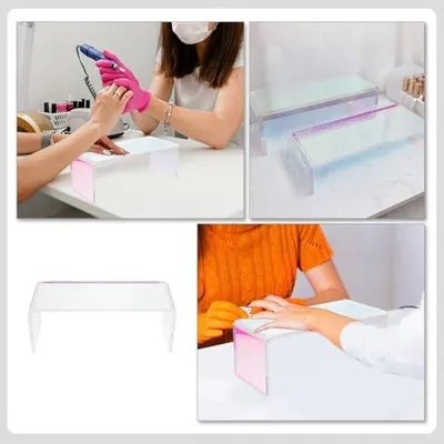 Produktbild von Acryl-Manikürekissen als Handauflage mit stabiler Handgelenkstütze und praktischem Design für den Heimgebrauch