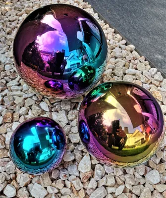 Produktbild von 3er Set Dekorationskugel 20-15-10 cm aus Edelstahl rainbow poliert Dekokugel
