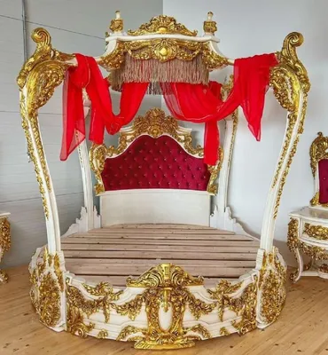 Produktbild von Casa Padrino Barock Doppelbett Weiß / Gold / Bordeauxrot - Prunkvolles Massivholz Bett - Schlafzimmer Möbel im Barockstil - Barock Schlafzimmer Möbel - Edel & Prunkvoll