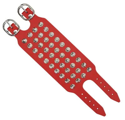 Produktbild von Lederarmband mit Spitznieten 4-reihig - rot - Armband aus Leder