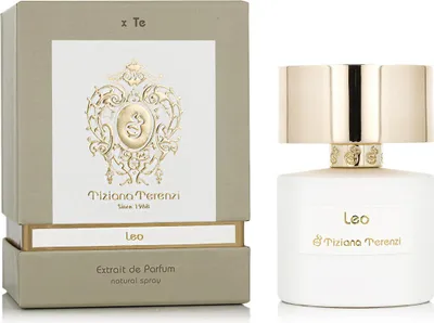 A perfume bottle and its packaging are displayed side-by-side on a white background.