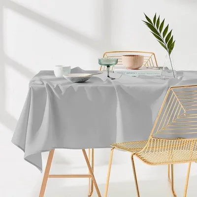 Obrázek produktu pro Uniqoos® ubrus na stůl s vodoodpudivou úpravou – světle šedý, obdélníkový, rozměry 140 x 200 cm, 100% polyester, elegantní dekorace na stůl