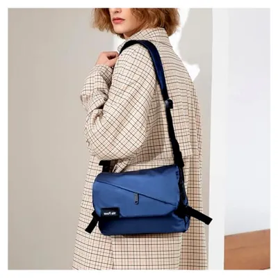 Produktbild von Herren Umhängetasche mit 4 Reißverschlusstaschen, Messenger Bag im Klappstil, Crossbody Bag mit abnehmbarem Schulterriemen und Schlüsselring für den Alltag