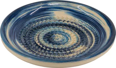 Produktbild von Kaladia Keramik Reibeteller Blau/Weiß mit Streifen - zum Zerkleinern von Zutaten - 12cm - spülmaschinenfest