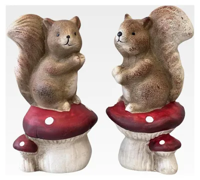 Produktbild von Eichhörnchen auf Fliegenpilz 13,5 cm – 2er Set Herbstdeko Figur aus Kunststein