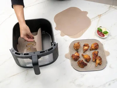 Produktbild von Nostik Airfryer Backbleche 2 Stück quadratisch pfas frei 24x24cm | 12 Stück