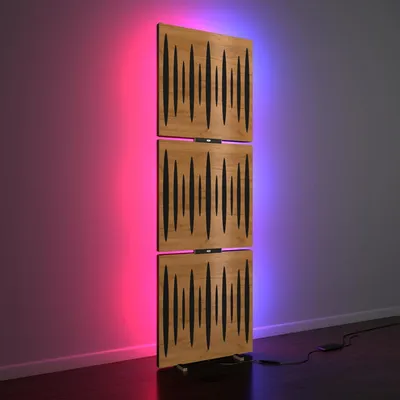 Immagine prodotto di Confezione da 3 – Pannelli acustici «PULSAR» con lampada da terra a luce RGB | Supporto acustico mobile a LED con retroilluminazione | 150x50x5 cm | Rovere
