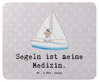 Produktbild von Mr. & Mrs. Panda Mauspad Bär Segeln - Grau Pastell - Geschenk, laptop, Mouse Pad, Mousepad, pc, Segeltörn, Sport, Yachtclub, mousematte, Segelboot, Segelschule
