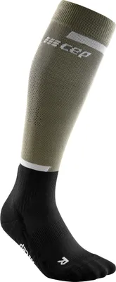 Produktbild von CEP the run socks, tall, v4, men OLIVE/BLACK OLIVE/BLACK V
