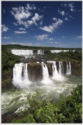 Produktbild von Wallario Wandbild Iguazu-Wasserfälle, Größe: 61 x 91,50 cm, Poster mit weißem Aluminiumrahmen