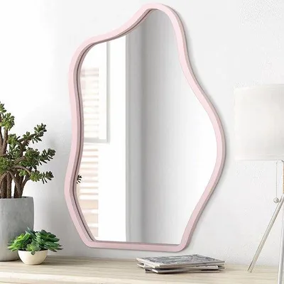 Produktbild von Wandspiegel aus weißem Hölzern mit asymmetrischem Rahmen, 40 x 30 cm, modern für Wohnzimmer, Schlafzimmer, Badezimmer.