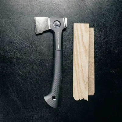 Obrázok produktu pre Univerzálna sekera Fiskars X-Series Ultra XU14