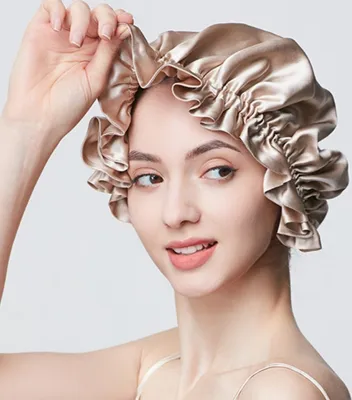 Image de INF Bonnet de nuit 100 % soie Le noir