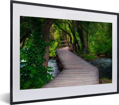 Produktbild von MuchoWow® Gerahmtes Poster Wald - Natur - Brücke 40x30 cm - Poster mit Schwarzem Bilderrahmen Wandposter Rahmen Foto Bilder - Bilderrahmen - Poster im Rahmen