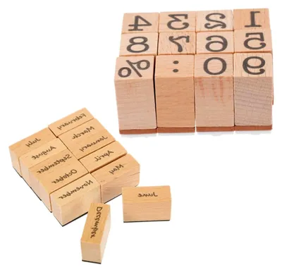 Produktbild von 2er Set Holzstempel mit Monatszahlen für DIY-Tagebücher im Vintage-Stil