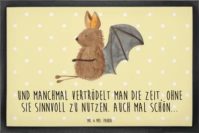 Produktbild von Mr. & Mrs. Panda Bodenvorleger Fledermaus Sitzen 60 x 90 cm - Gelb Pastell - Geschenk, Schmutzfangmatte, Motivation, fußmatte, Lustige Sprüche, Entspannen, Fussmatte