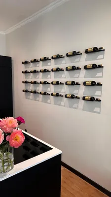 Produktbild von Wandmontage Weinregal für 6 Flaschen - Weinregal Holz - Weinregal Metall - Weinlagerung - Weinflaschenhalter - Langlebig Pulverbeschichteter Stahl