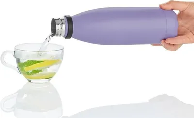 Produktbild von Isolierflasche aus Edelstahl, mit Schlaufe, 500 ml