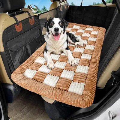 Immagine prodotto di Coperta per auto per cani di grossa taglia, tappetino antiscivolo per il sedile posteriore, comoda e resistente ai graffi, 127×62,5 cm, facile da pulire