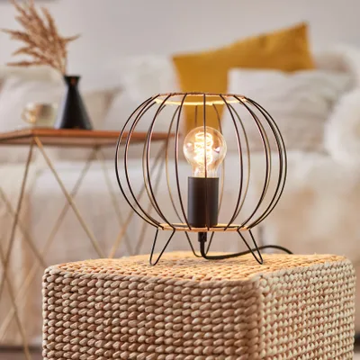 Produktbild von BRILLIANT gemütliche Tischleuchte SILEMIA |Tischlampe in schwarz matt mit Rattan Details | E27 Fassung max. 52W | Metall/Rattan