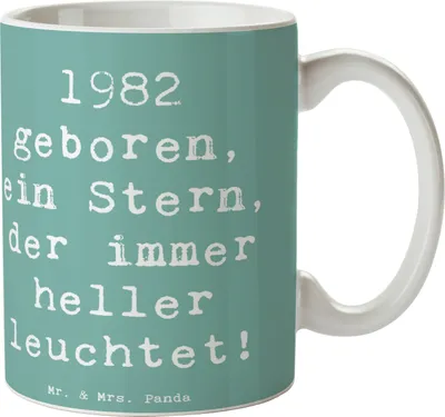 Produktbild von Mr. & Mrs. Panda Kaffeetasse Spruch 1982 Geburtstag Stern - Meeresbrise - Geschenk, Geburtsjahr, Geburtstagsgeschenk, Alter, Feiern, Tasse, Happy Birthday, Teetasse