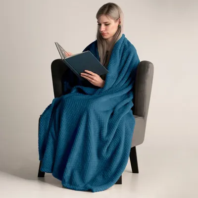 Produktbild von Kuscheldecke Fleece kuschelig weich Tagesdecke 220 x 240 cm -  Dunkelblau