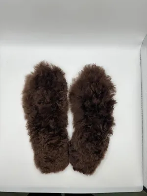 Produktbild von Premium Alpaka Einlegesohlen BRAUN – 100% Alpaka Fell – Wärmende Schuhsohlen für Damen & Herren – Naturfell - Atmungsaktiv (Gr. M - 38/40)