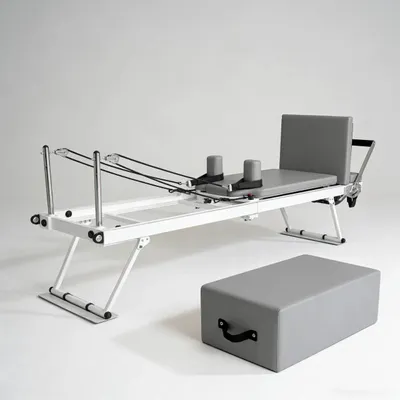 Produktbild von Pilates Reformer - Klappbarer Heimtrainer - Verstellbarer Federwiderstand - Mit Pedal - Mit quadratischer Box - Metallrahmen - Beige